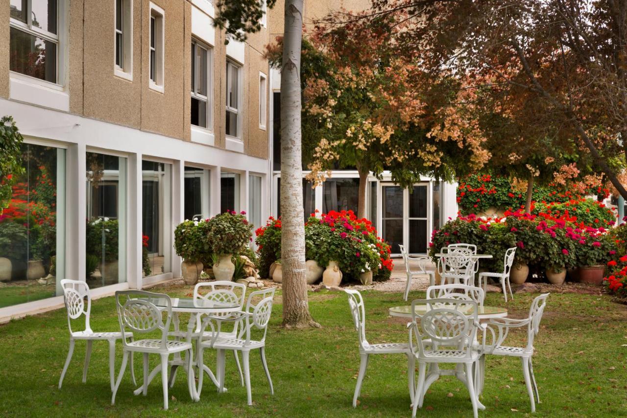 Ramon Inn By Isrotel Collection Mitzpe Ramon Exteriör bild