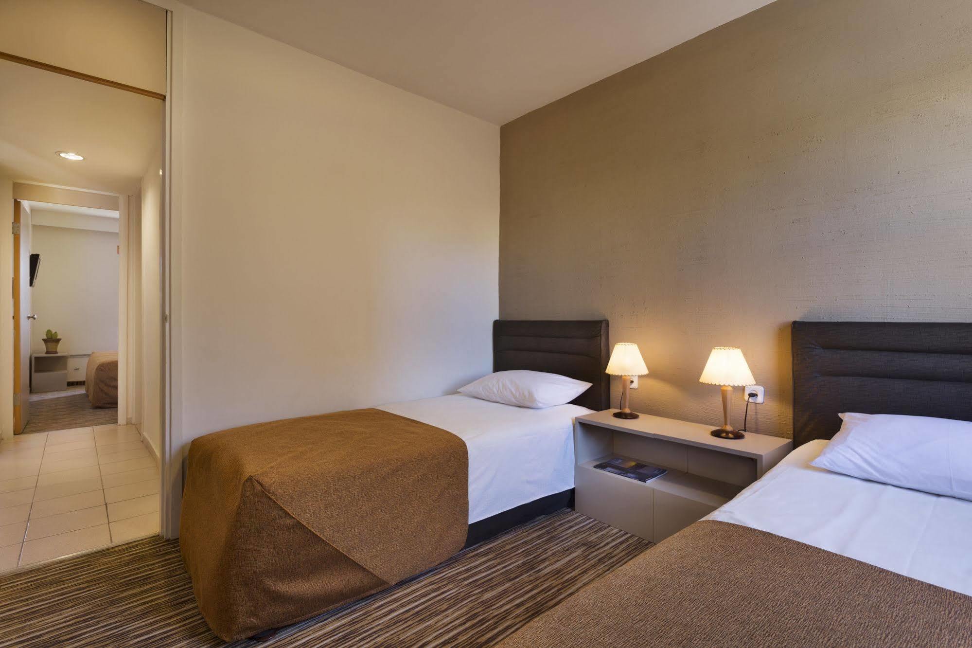 Ramon Inn By Isrotel Collection Mitzpe Ramon Exteriör bild